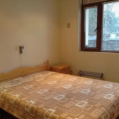 ゲストハウス Guest Toni & Miro