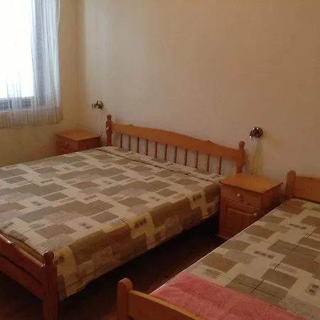 Guest Toni & Miro トリャブナ