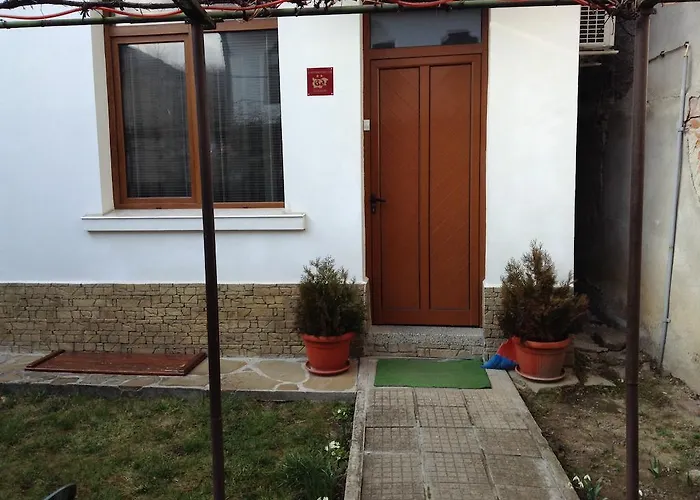 Casa de hóspedes Guest Toni & Miro 2*