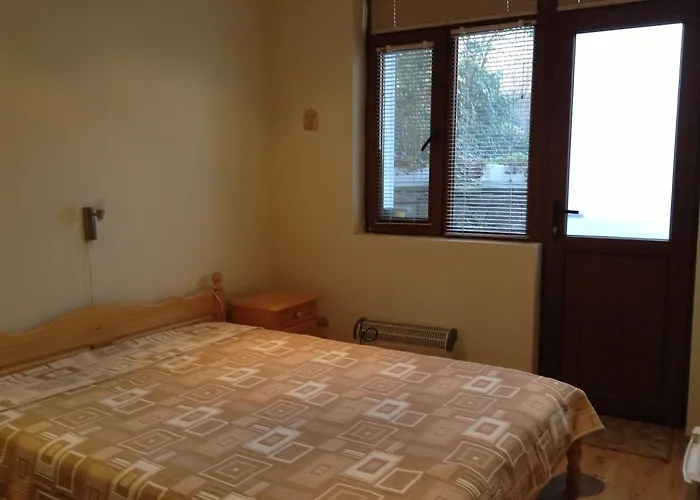 Casa de hóspedes Guest Toni & Miro 2*