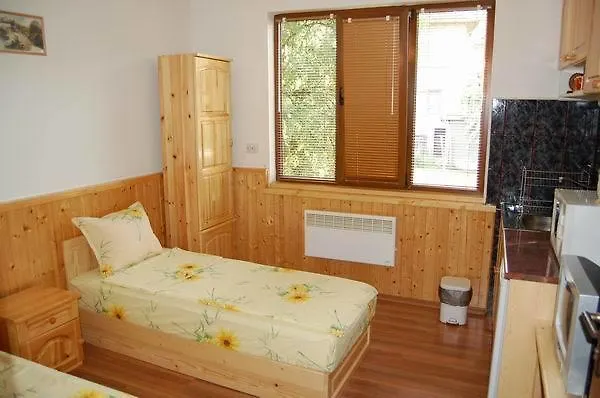 Casa de hóspedes Guest Toni & Miro 2*